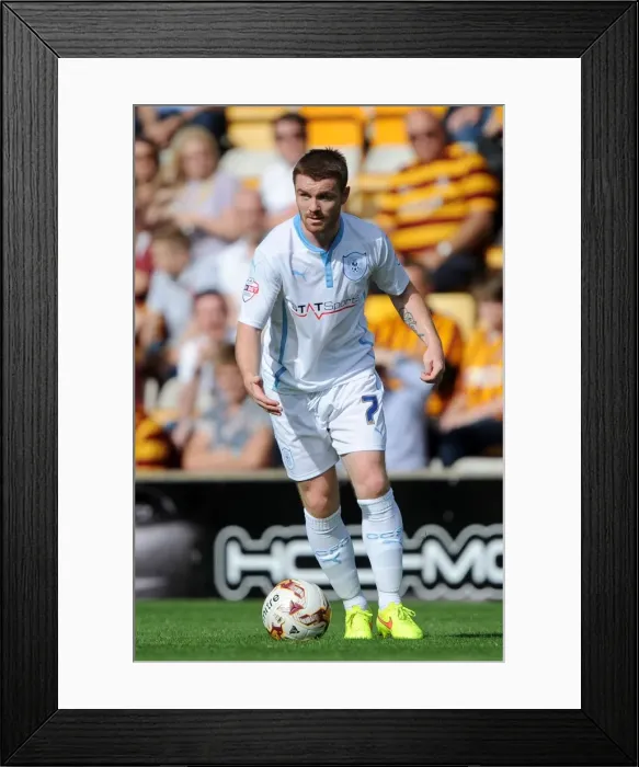 Framed Print : John Fleck in Action: Coventry City vs. Bradford City (Sky Bet League One) Framed Print : John Fleck in Action: Coventry City vs. Bradford City (Sky Bet League One)