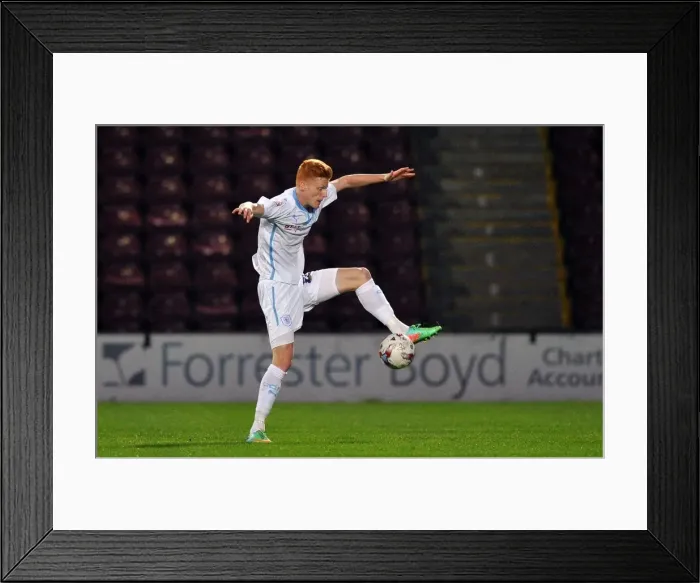 Framed Print : Ryan Haynes in Action: Coventry City vs Scunthorpe United, Sky Bet League One - Glanford Park Framed Print : Ryan Haynes in Action: Coventry City vs Scunthorpe United, Sky Bet League One - Glanford Park
