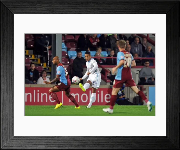 Framed Print : Jordan Clarke in Action: Coventry City vs Scunthorpe United, Sky Bet League One Framed Print : Jordan Clarke in Action: Coventry City vs Scunthorpe United, Sky Bet League One