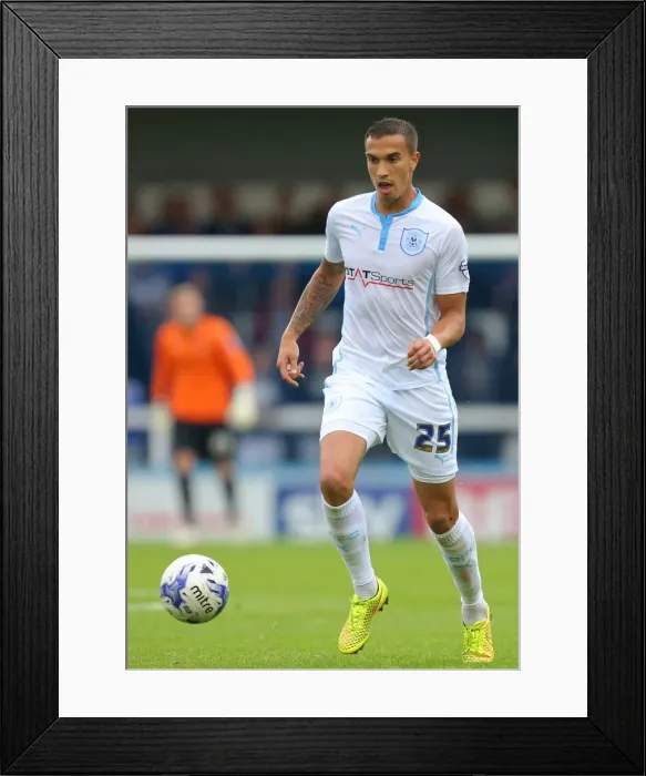 Framed Print : Sebastian Hines in Action: Coventry City vs Rochdale, Sky Bet League One