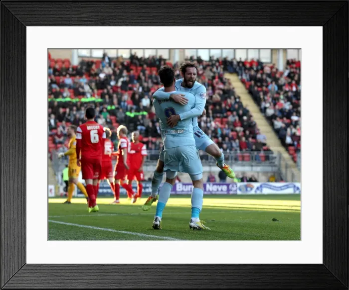 Framed Print : Coventry City: Jim O'Brien and Gary Madine Celebrate Goal in Sky Bet League Championship Match against Leyton Orient