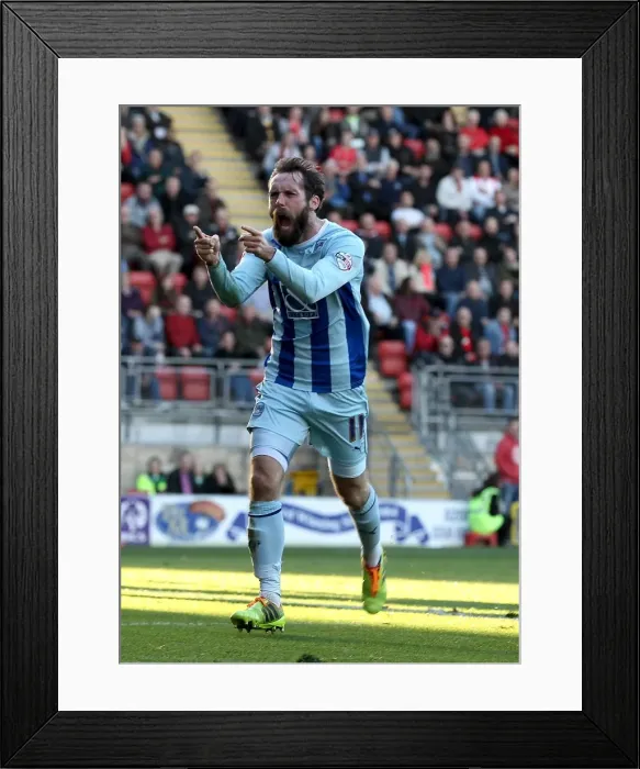 Framed Print : Thrilling Goal: Jim O'Brien Scores for Coventry City in Sky Bet League Championship Match vs Leyton Orient at Matchroom Stadium