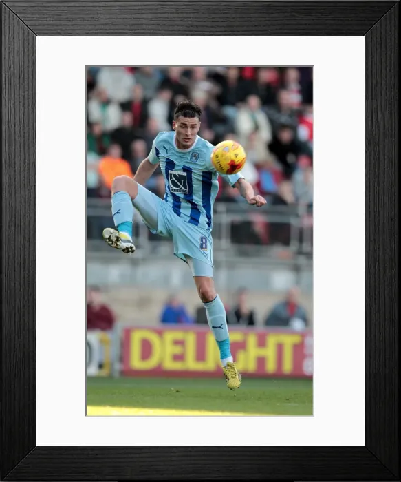 Framed Print : Gary Madine's Leadership: Coventry City vs Leyton Orient in Sky Bet League Championship Clash at Matchroom Stadium