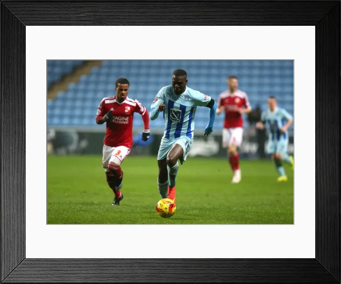 Framed Print : Frank Nouble Scores Dramatic Goal Past Nathan Byrne in Coventry City's Victory over Swindon Town (Sky Bet League One)