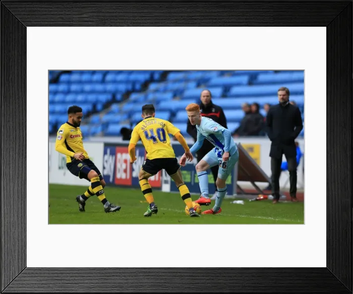 Framed Print : Battle for the Ball: Coventry City vs Rochdale in Sky Bet League One - Haynes vs Henderson Framed Print : Battle for the Ball: Coventry City vs Rochdale in Sky Bet League One - Haynes vs Henderson