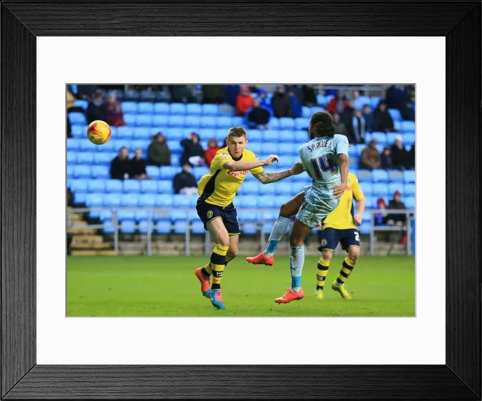 Framed Print : Dominic Samuel's Powerful Shot: Coventry City vs Rochdale (Sky Bet League One)