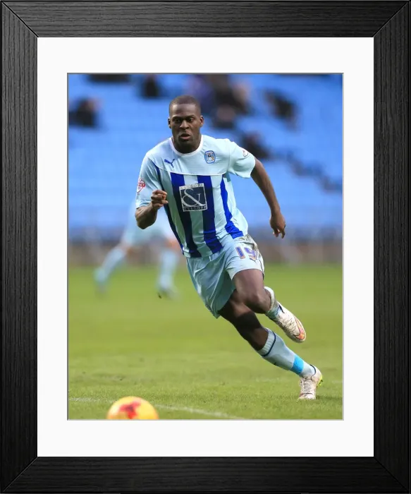 Framed Print : Frank Nouble's Dominant Performance: Coventry City vs Rochdale in Sky Bet League One