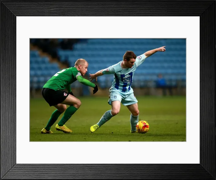 Framed Print : Battle for the Ball: Coventry City vs Scunthorpe United in Sky Bet League One - John Fleck vs Neil Bishop