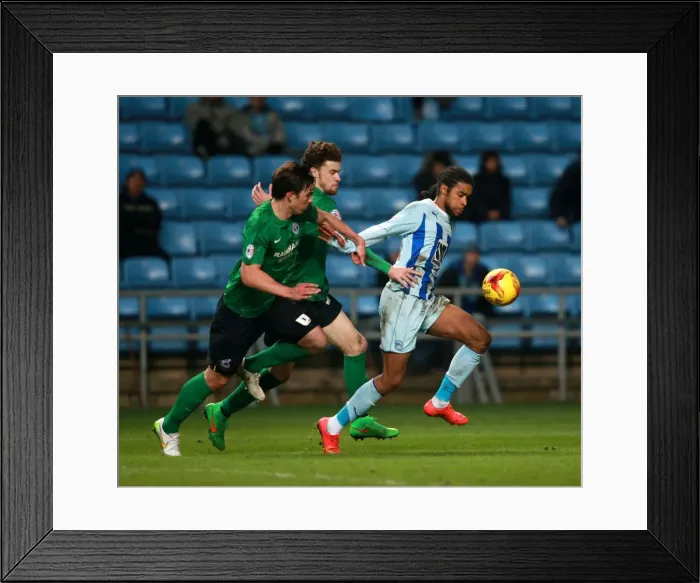 Framed Print : Dominic Samuel vs Niall Canavan: A Battle in Sky Bet League One - Coventry City vs Scunthorpe United Framed Print : Dominic Samuel vs Niall Canavan: A Battle in Sky Bet League One - Coventry City vs Scunthorpe United