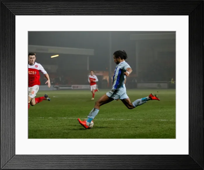 Framed Print : Dominic Samuel Scores the Winning Goal: Coventry City's Triumph at Fleetwood Town (Sky Bet League One)