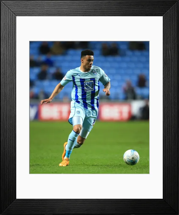 Framed Print : Jordan Willis in Action: Coventry City vs Leyton Orient, Sky Bet League One at Ricoh Arena