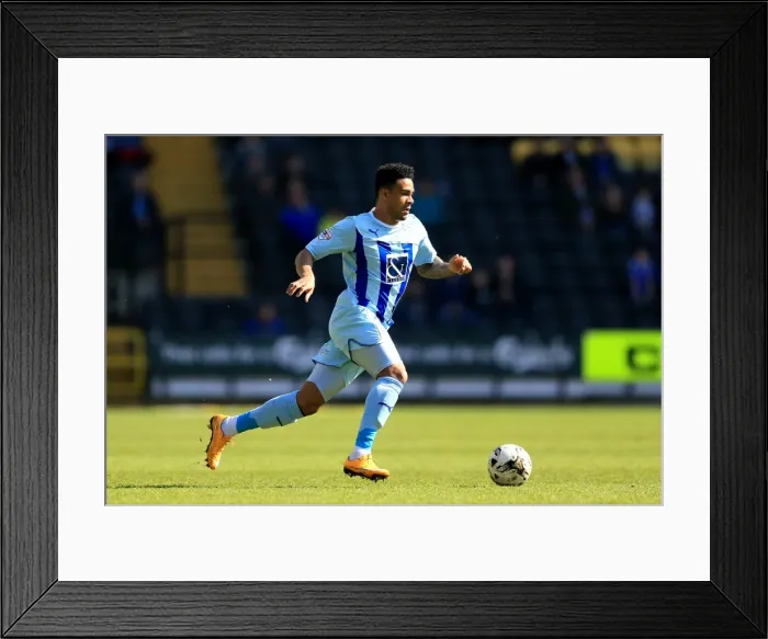 Framed Print : Jordan Willis in Action: Coventry City vs Notts County - Sky Bet League One