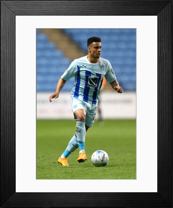 Framed Print : Jordan Willis in Action: Coventry City vs Oldham Athletic (Sky Bet League One, Ricoh Arena) Framed Print : Jordan Willis in Action: Coventry City vs Oldham Athletic (Sky Bet League One, Ricoh Arena)