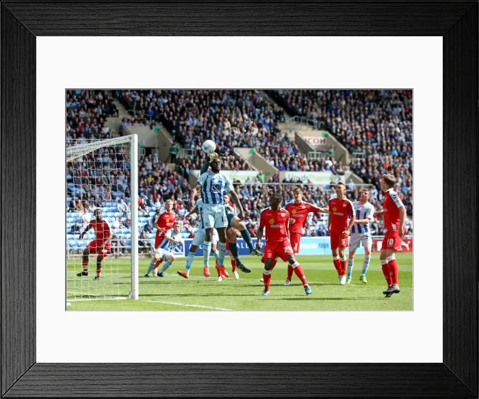 Framed Print : Determined Frank Nouble: Coventry City's Unforgettable Performance Against Crewe Alexandra in Sky Bet League One at Ricoh Arena Framed Print : Determined Frank Nouble: Coventry City's Unforgettable Performance Against Crewe Alexandra in Sky Bet League One at Ricoh Arena