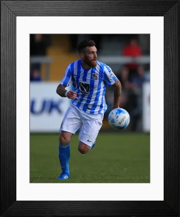 Framed Print : Romain Vincelot in Action: Coventry City vs Oxford United Pre-Season Friendly
