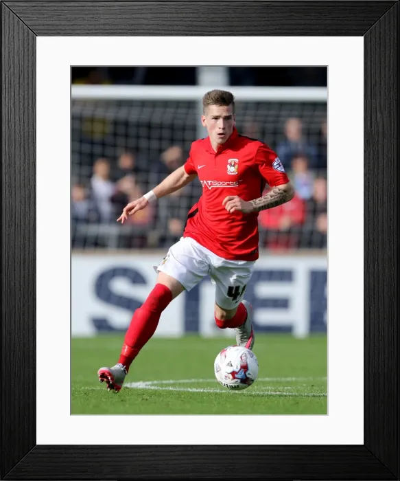 Framed Print : Ryan Kent's Thrilling Performance: Coventry City vs Scunthorpe United, Sky Bet League One Framed Print : Ryan Kent's Thrilling Performance: Coventry City vs Scunthorpe United, Sky Bet League One
