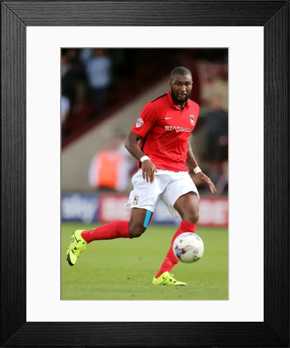 Framed Print : Reda Johnson spearheads Coventry City's Sky Bet League One Attack at Scunthorpe United, Glanford Park Framed Print : Reda Johnson spearheads Coventry City's Sky Bet League One Attack at Scunthorpe United, Glanford Park