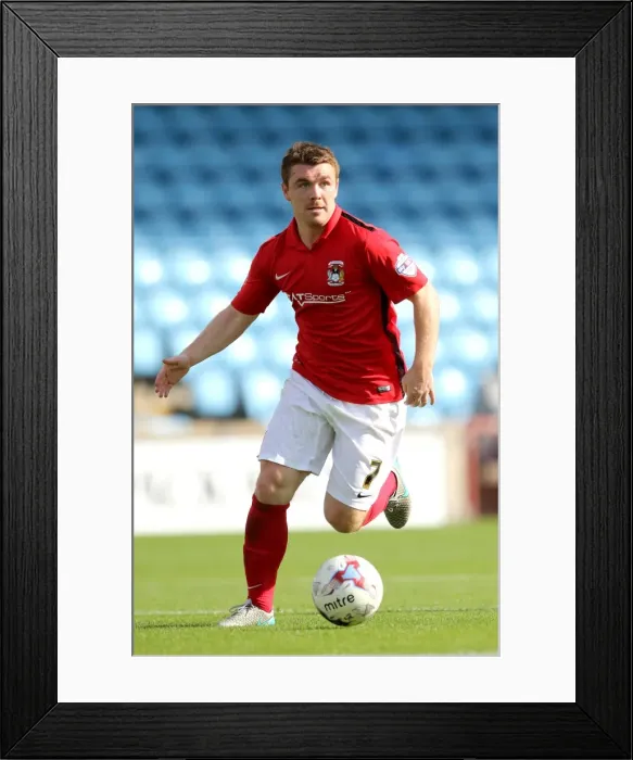 Framed Print : John Fleck Leads Coventry City Charge in Sky Bet League One Clash at Glanford Park Against Scunthorpe United