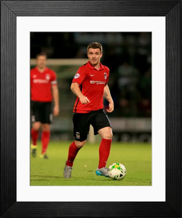 Framed Print : John Fleck Leads Coventry City in Johnstones Paint Trophy Showdown against Yeovil Town Framed Print : John Fleck Leads Coventry City in Johnstones Paint Trophy Showdown against Yeovil Town