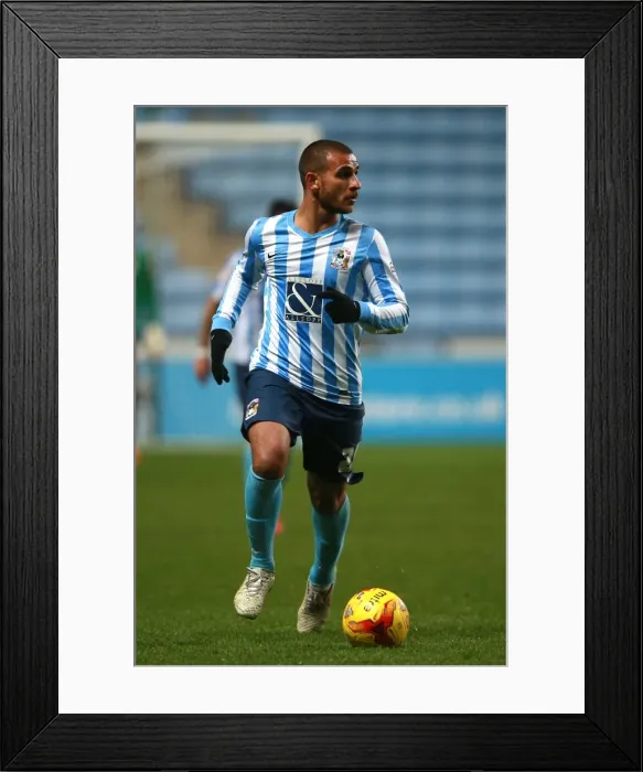 Framed Print : Marcus Tudgay in Action: Coventry City vs Barnsley, Sky Bet League One, Ricoh Arena Framed Print : Marcus Tudgay in Action: Coventry City vs Barnsley, Sky Bet League One, Ricoh Arena