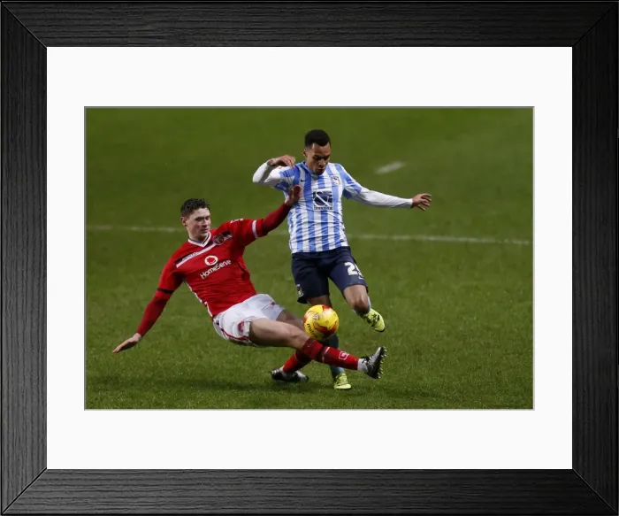 Framed Print : Clash at Ricoh Arena: Jacob Murphy vs George Evans - Sky Bet League One Showdown