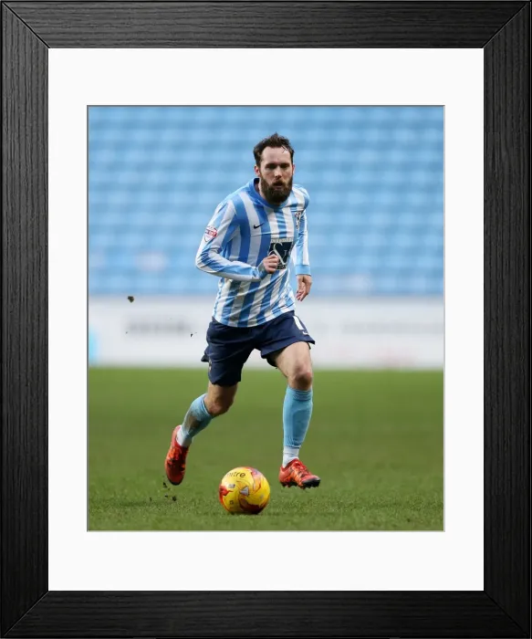Framed Print : Jim O'Brien in Action: Coventry City vs Scunthorpe United, Sky Bet League One, Ricoh Arena Framed Print : Jim O'Brien in Action: Coventry City vs Scunthorpe United, Sky Bet League One, Ricoh Arena