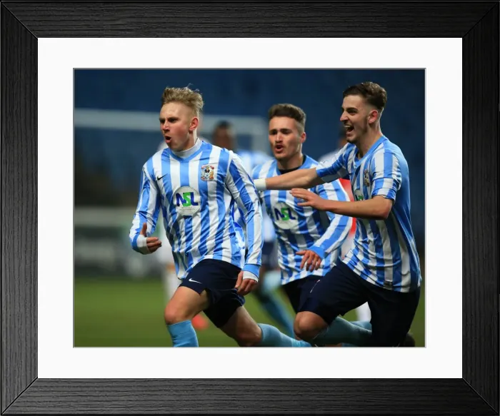 Framed Print : FA Youth Cup - Coventry City v Arsenal - Fifth Round - Ricoh Arena Framed Print : FA Youth Cup - Coventry City v Arsenal - Fifth Round - Ricoh Arena