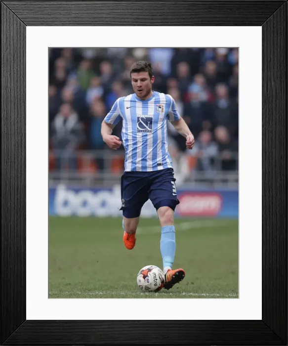 Framed Print : Chris Stokes in Action: Coventry City vs. Blackpool (Sky Bet League One, 2015-16) Framed Print : Chris Stokes in Action: Coventry City vs. Blackpool (Sky Bet League One, 2015-16)