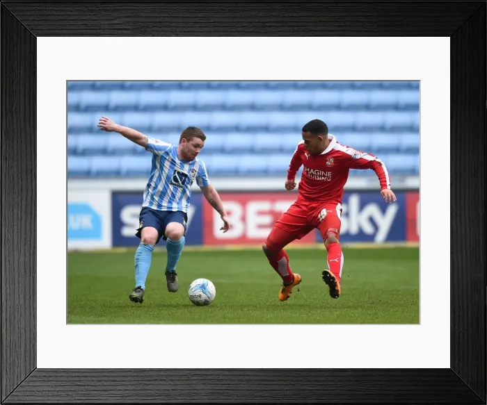 Framed Print : Clash at Ricoh Arena: Coventry City vs Swindon Town - John Fleck vs Louis Thompson Framed Print : Clash at Ricoh Arena: Coventry City vs Swindon Town - John Fleck vs Louis Thompson