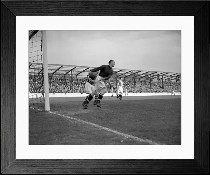 Framed Print : West Ham United vs Coventry City: Alfred Wood Clears the Goal (Upton Park) Framed Print : West Ham United vs Coventry City: Alfred Wood Clears the Goal (Upton Park)