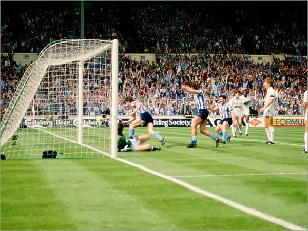 Tottenhotspur vs Coventry City: Houchen's Equalizer at Wembley FA Cup Final