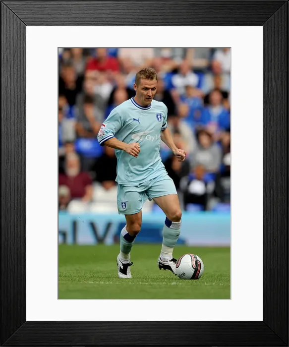Framed Print : Gary McSheffrey's Clash: Birmingham City vs Coventry City in Championship Football (August 13, 2011)