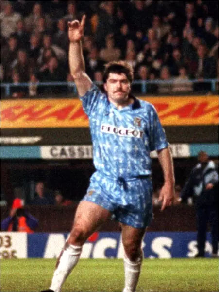 Mick Quinn in Action: Coventry City vs Arsenal
