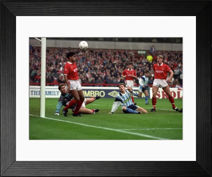 Framed Print : Barclays League Division One - Nottingham Forest v Coventry City Framed Print : Barclays League Division One - Nottingham Forest v Coventry City