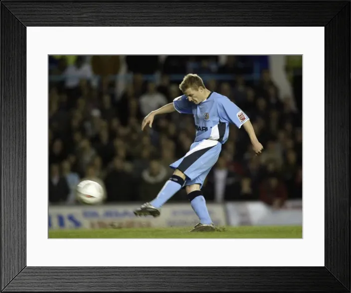 Framed Print : Gary McSheffrey Scores the Penalty: Coventry City vs. Nottingham Forest in the Coca-Cola Football League Championship (06-04-2005) Framed Print : Gary McSheffrey Scores the Penalty: Coventry City vs. Nottingham Forest in the Coca-Cola Football League Championship (06-04-2005)