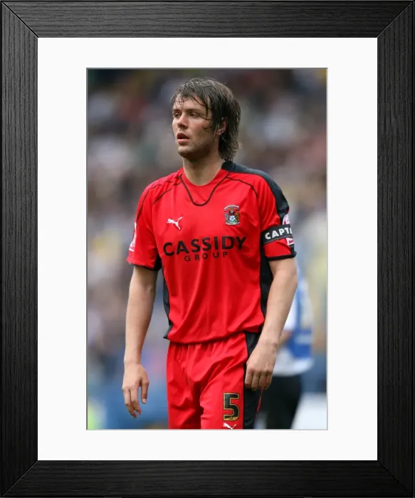 Framed Print : Elliot Ward of Coventry City Facing Off Against Sheffield Wednesday in the Coca-Cola Championship (21-04-2007) Framed Print : Elliot Ward of Coventry City Facing Off Against Sheffield Wednesday in the Coca-Cola Championship (21-04-2007)