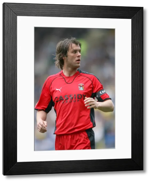 Framed Print : Elliott Ward of Coventry City Facing Off Against Sheffield Wednesday in the Coca-Cola Championship (21-04-2007) Framed Print : Elliott Ward of Coventry City Facing Off Against Sheffield Wednesday in the Coca-Cola Championship (21-04-2007)