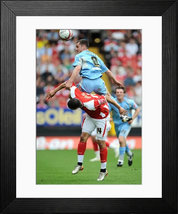 Framed Print : Charlton Athletic vs Coventry City: Battle for Supremacy in the Coca-Cola Championship - Thomas vs Doyle Framed Print : Charlton Athletic vs Coventry City: Battle for Supremacy in the Coca-Cola Championship - Thomas vs Doyle
