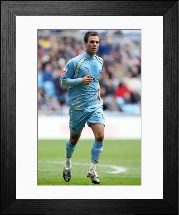 Framed Print : Championship Showdown: Coventry City vs Norwich City - Daniel Fox in Action (08-03-2008) Framed Print : Championship Showdown: Coventry City vs Norwich City - Daniel Fox in Action (08-03-2008)