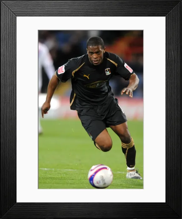 Framed Print : Isaac Osbourne's Unyielding Performance: Coventry City vs. Crystal Palace in the Championship (07-04-2009) Framed Print : Isaac Osbourne's Unyielding Performance: Coventry City vs. Crystal Palace in the Championship (07-04-2009)