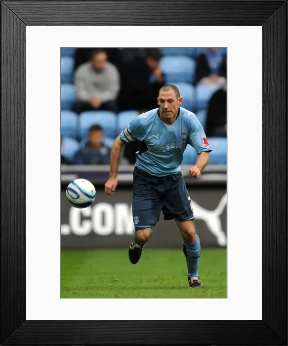 Framed Print : Coventry City vs. Watford, Championship Showdown at Ricoh Arena (Stephen Wright in Action) Framed Print : Coventry City vs. Watford, Championship Showdown at Ricoh Arena (Stephen Wright in Action)