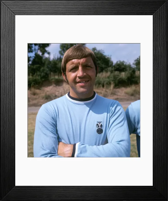Framed Print : Ernie Hunt at Coventry City Football Club: A Former Player in League Division One Framed Print : Ernie Hunt at Coventry City Football Club: A Former Player in League Division One