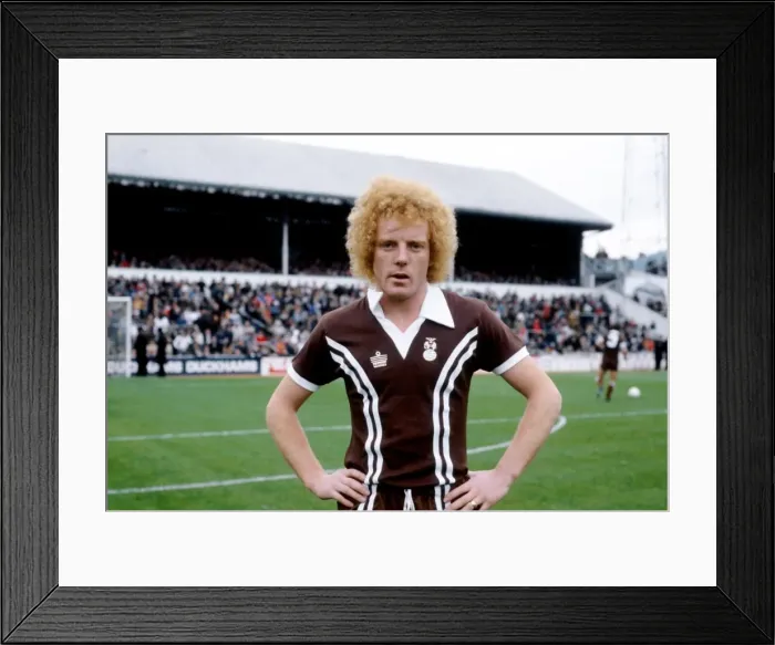 Framed Print : Tottenham Hotspur vs Coventry City: A Clash in League Division One - Ian Wallace Leads Coventry City Framed Print : Tottenham Hotspur vs Coventry City: A Clash in League Division One - Ian Wallace Leads Coventry City