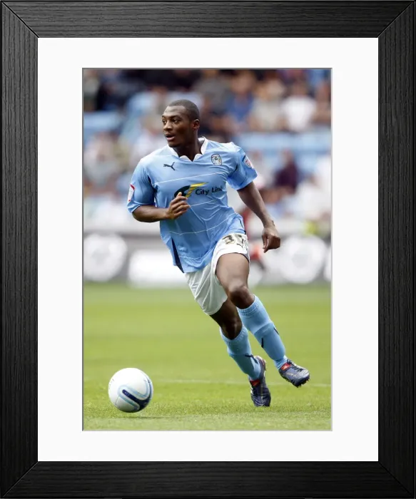 Framed Print : Coventry City vs Portsmouth: Nathan Cameron at Ricoh Arena (Npower Championship, 07-08-2010)