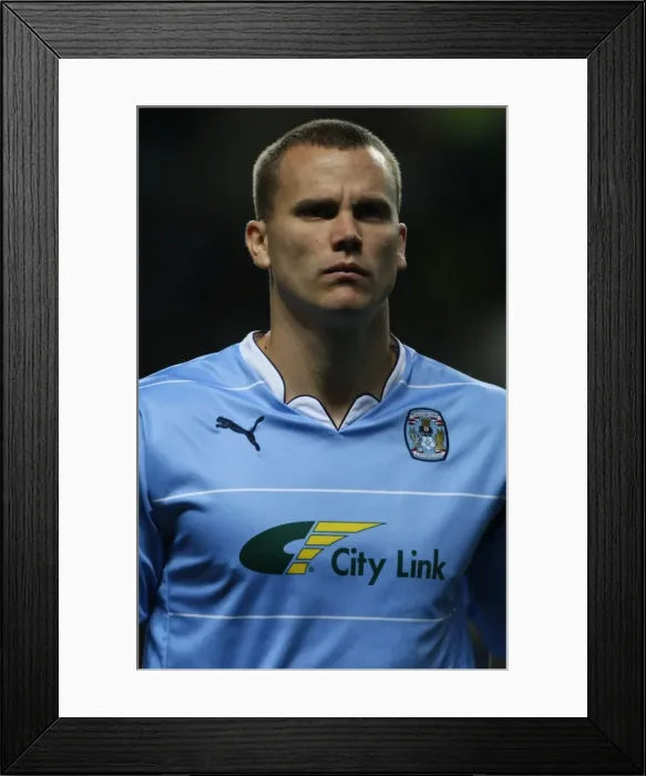 Framed Print : Coventry City vs Cardiff City: Ben Turner at Ricoh Arena - Npower Championship (19-10-2010) Framed Print : Coventry City vs Cardiff City: Ben Turner at Ricoh Arena - Npower Championship (19-10-2010)