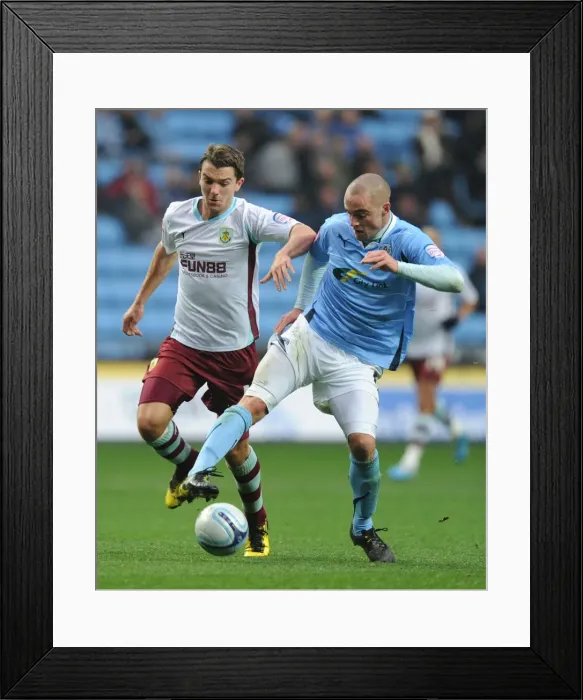 Framed Print : npower Football League Championship - Coventry City v Burnley - Ricoh Arena Framed Print : npower Football League Championship - Coventry City v Burnley - Ricoh Arena
