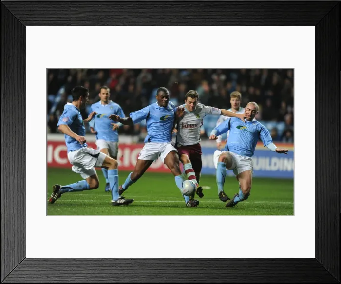 Framed Print : Jay Rodriguez Tries to Break Through Coventry City Defense in Npower Championship Match (Coventry City vs. Burnley, 20-11-2010, Ricoh Arena) Framed Print : Jay Rodriguez Tries to Break Through Coventry City Defense in Npower Championship Match (Coventry City vs. Burnley, 20-11-2010, Ricoh Arena)