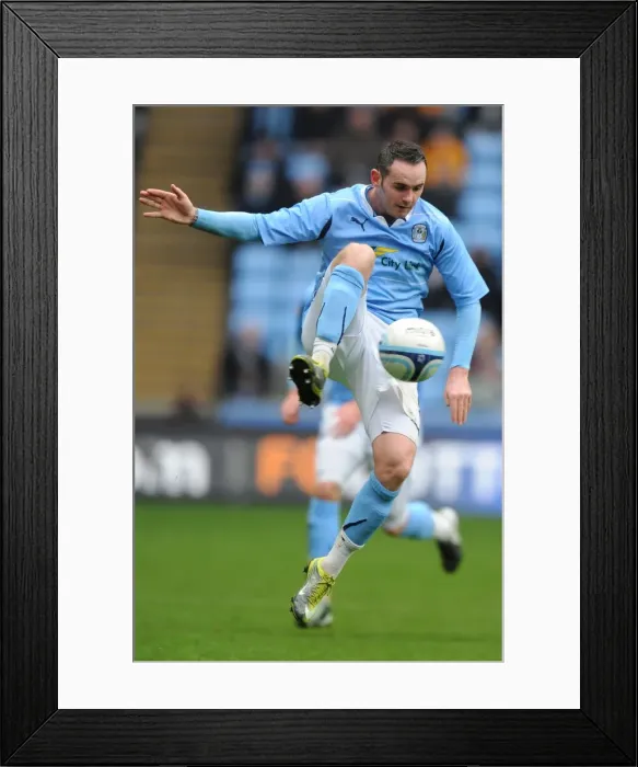 Framed Print : Coventry City vs Queens Park Rangers Clash at Ricoh Arena (Npower Championship, 28-12-2010) Framed Print : Coventry City vs Queens Park Rangers Clash at Ricoh Arena (Npower Championship, 28-12-2010)