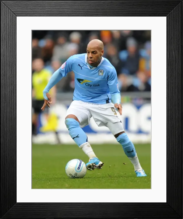Framed Print : Marlon King Scores for Coventry City Against Queens Park Rangers at Ricoh Arena (Npower Championship, 28-12-2010) Framed Print : Marlon King Scores for Coventry City Against Queens Park Rangers at Ricoh Arena (Npower Championship, 28-12-2010)
