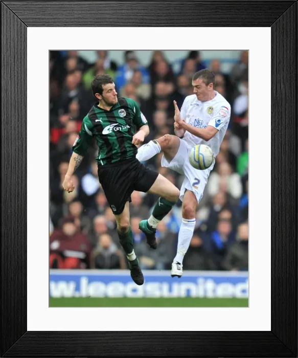 Framed Print : npower Football League Championship - Leeds United v Coventry City - Elland Road Framed Print : npower Football League Championship - Leeds United v Coventry City - Elland Road